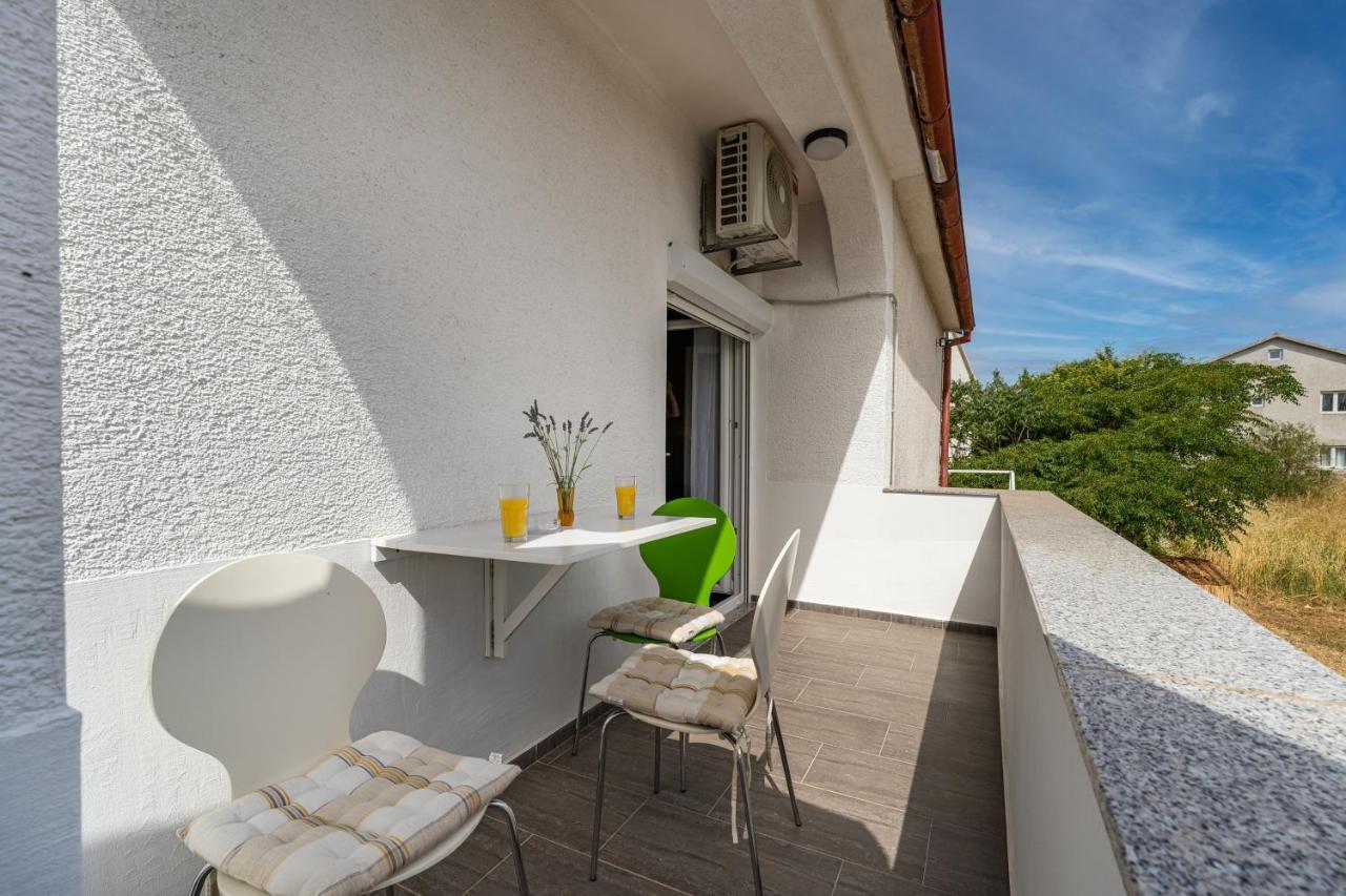 Apartment A & J Petrčane Kültér fotó