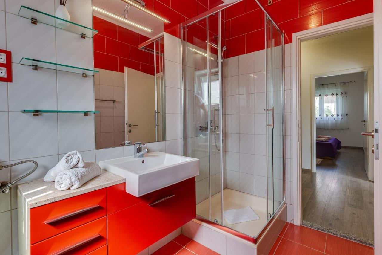 Apartment A & J Petrčane Kültér fotó